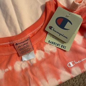 NWT Champion Tie-Dye Women’s XXL Cropped T-Shirt